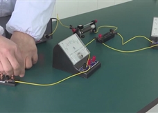 【淘知学堂】人教版九年级物理全册《17.1 探究电流与电阻的关系》课程同步实验演示视频